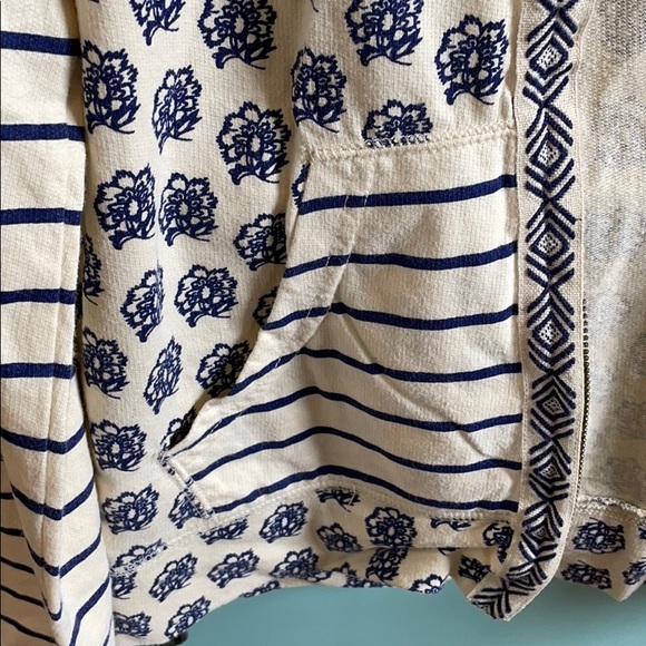 jacket - Picture 4 of 4